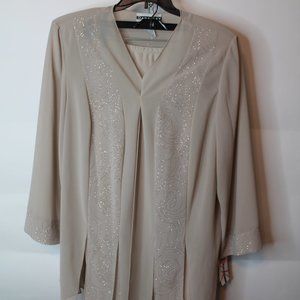WOMEN'S  DANA KAY 2 PIECE SET   SKIRT AND JACKET SIZE 24W